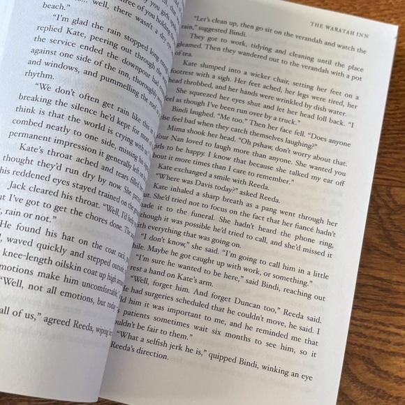 The Waratah Inn by: Lilly Mirren paperback book - Picture 2 of 3